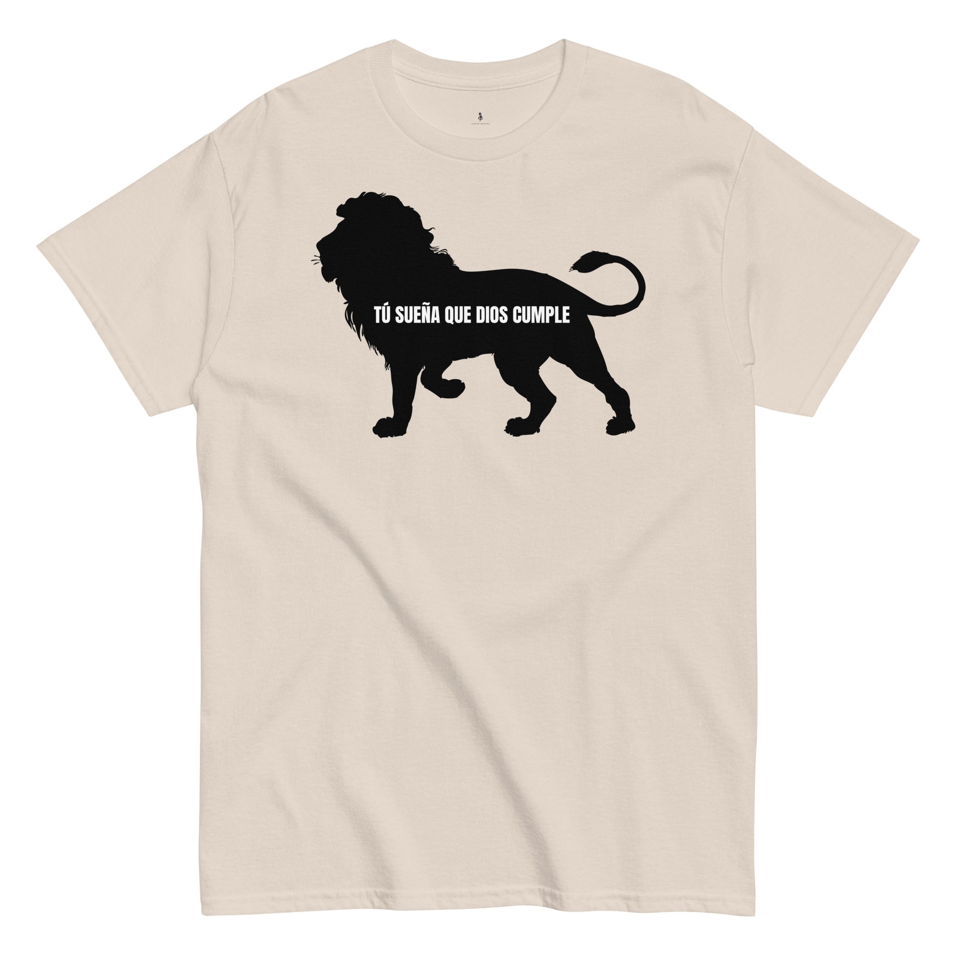 Faith Lion Tee – Tú Sueña Que Dios Cumple sand front view 